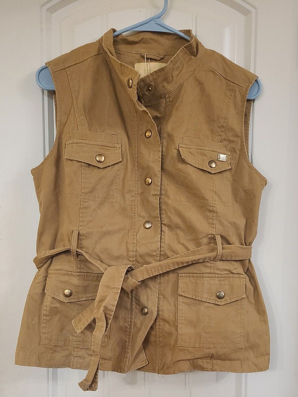 Sleeveless Soft Utility Belted Vest in Tan Size L